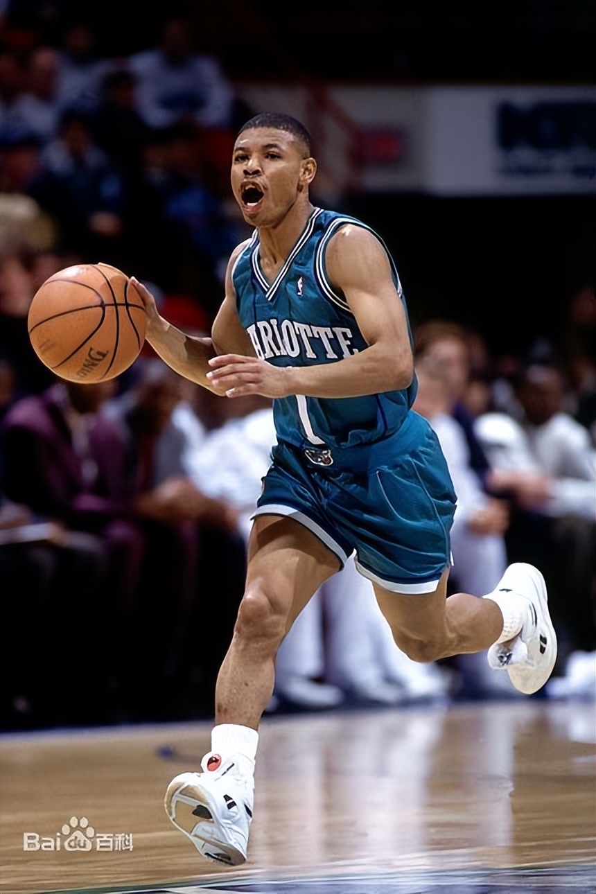 包含刚刚！JackeyLove与30激战RNG分钟窗口期塞维利亚调整名单以备NBA季后赛，夏洛特黄蜂围绕欧联篮板制胜的词条